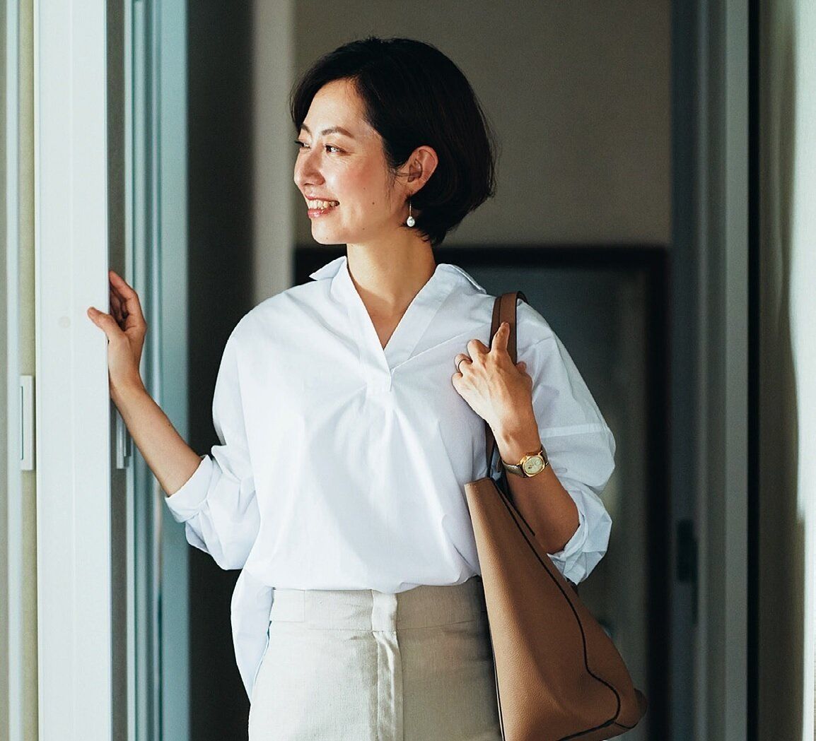 今から秋口までこの7着があればいい！40代のクローゼットに必要な服をプロが厳選