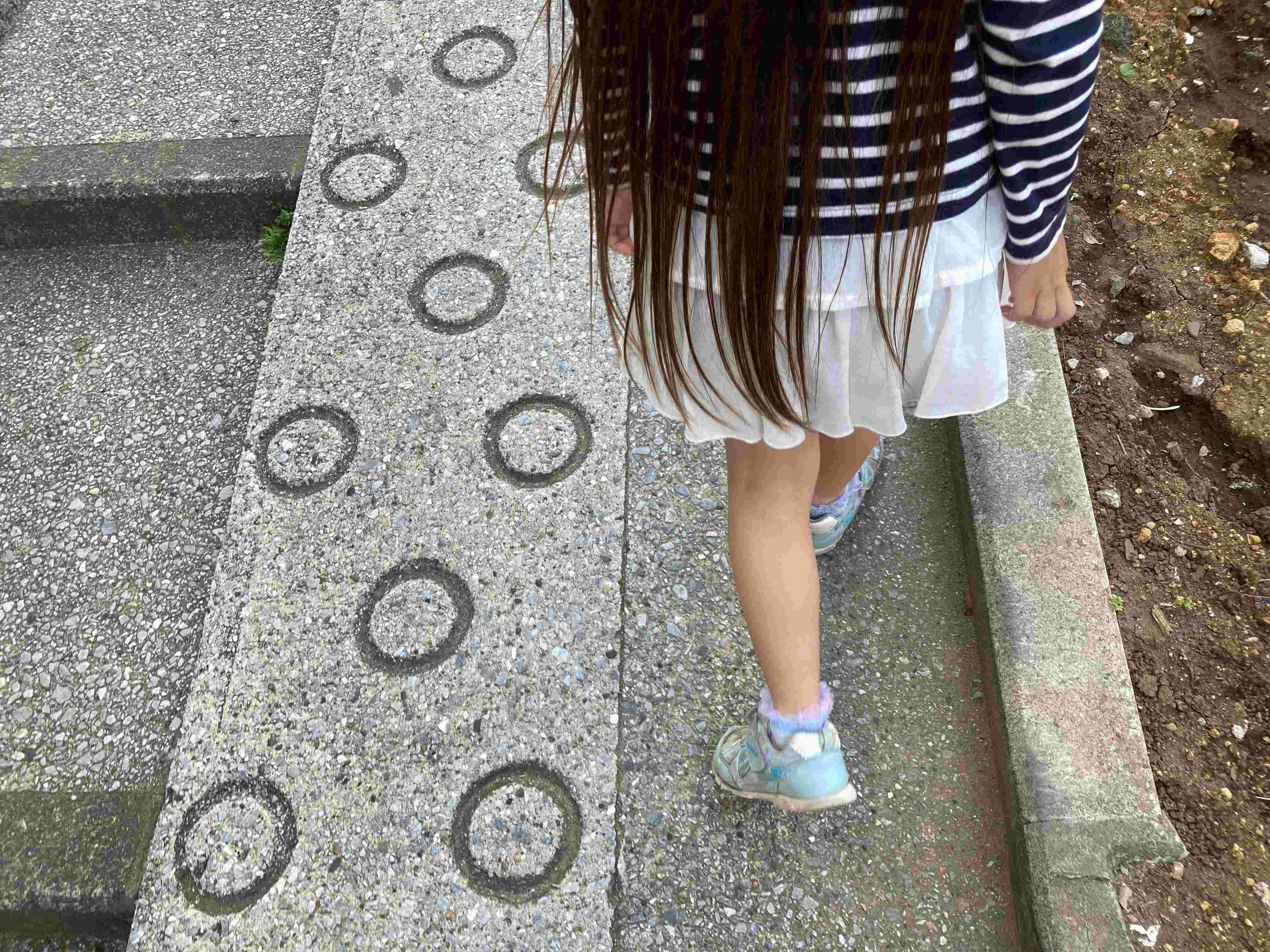 平日の朝になると腹痛を訴える子ども……かかりつけ医が出した診断とは