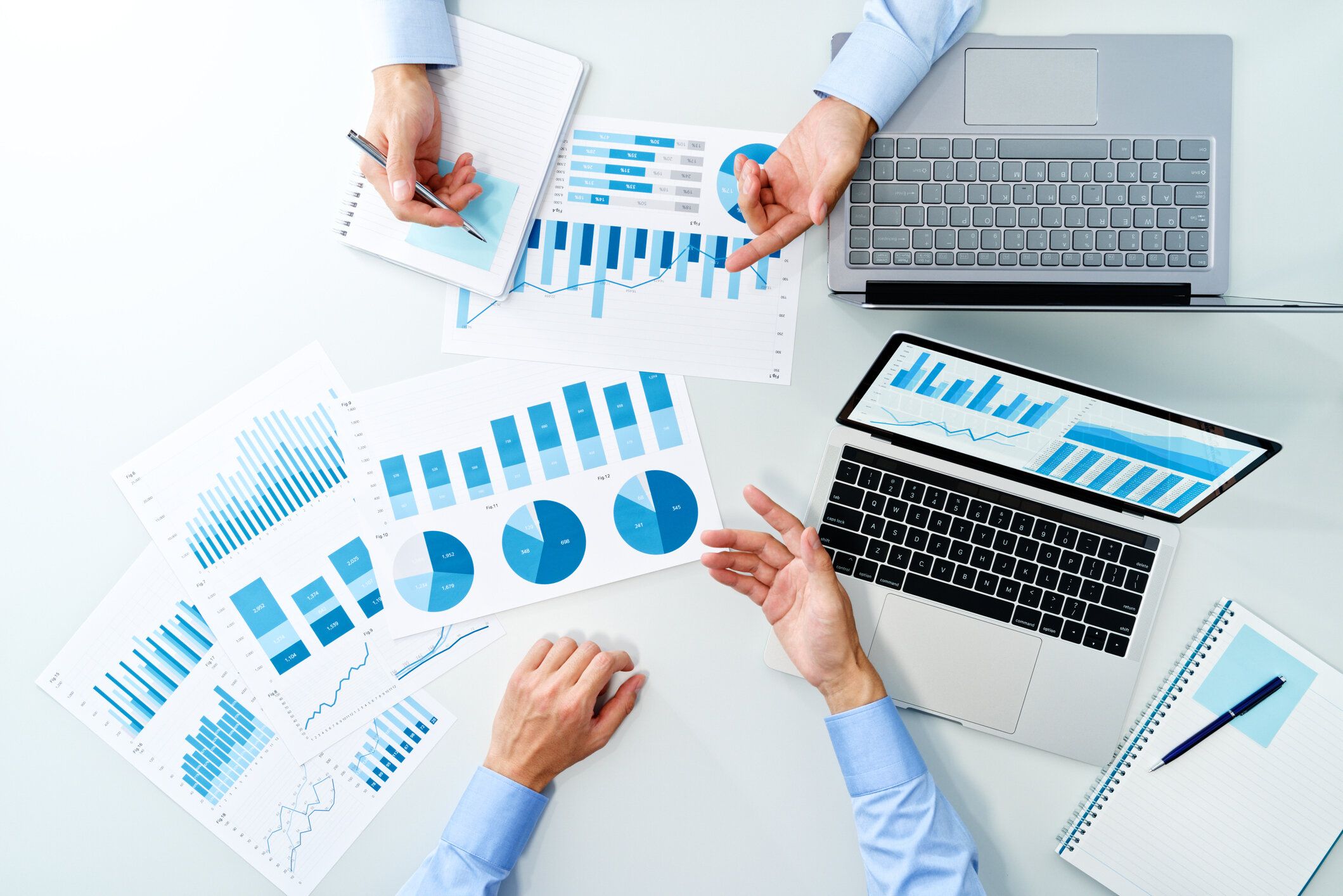 おすすめの「書類整理」方法20選｜部屋が散らかってしまう原因とは？