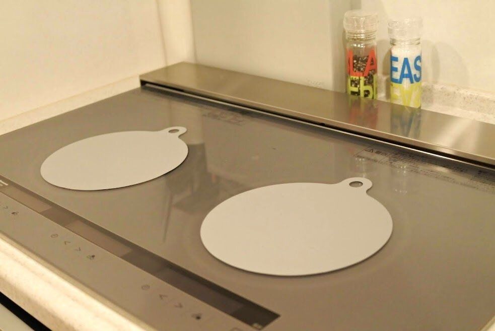 【ダイソー】IHの汚れ防止対策に！リピし続けているIH用フラットマット