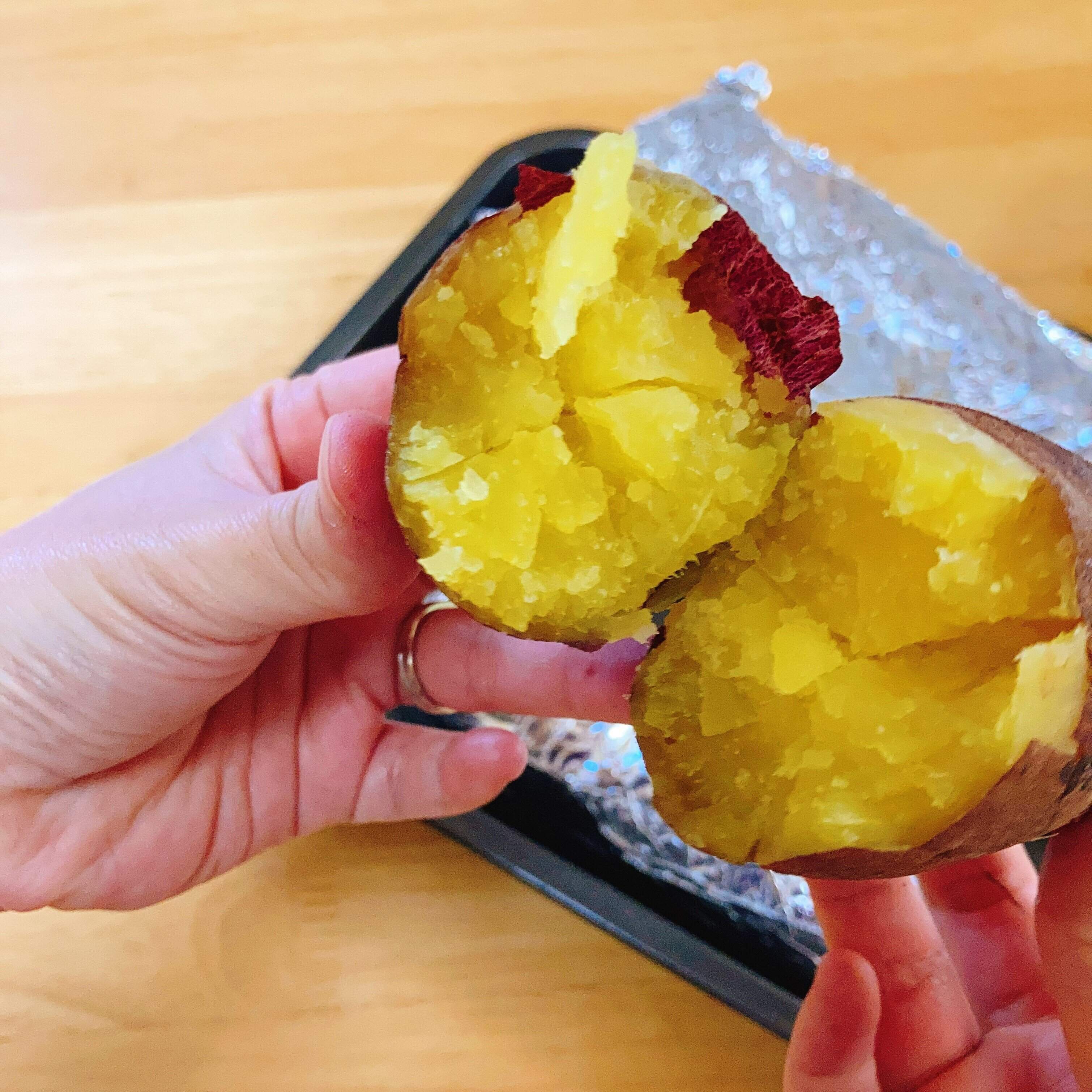 旬のお芋を簡単おいしく！ほったらかしでできる、おうち焼き芋