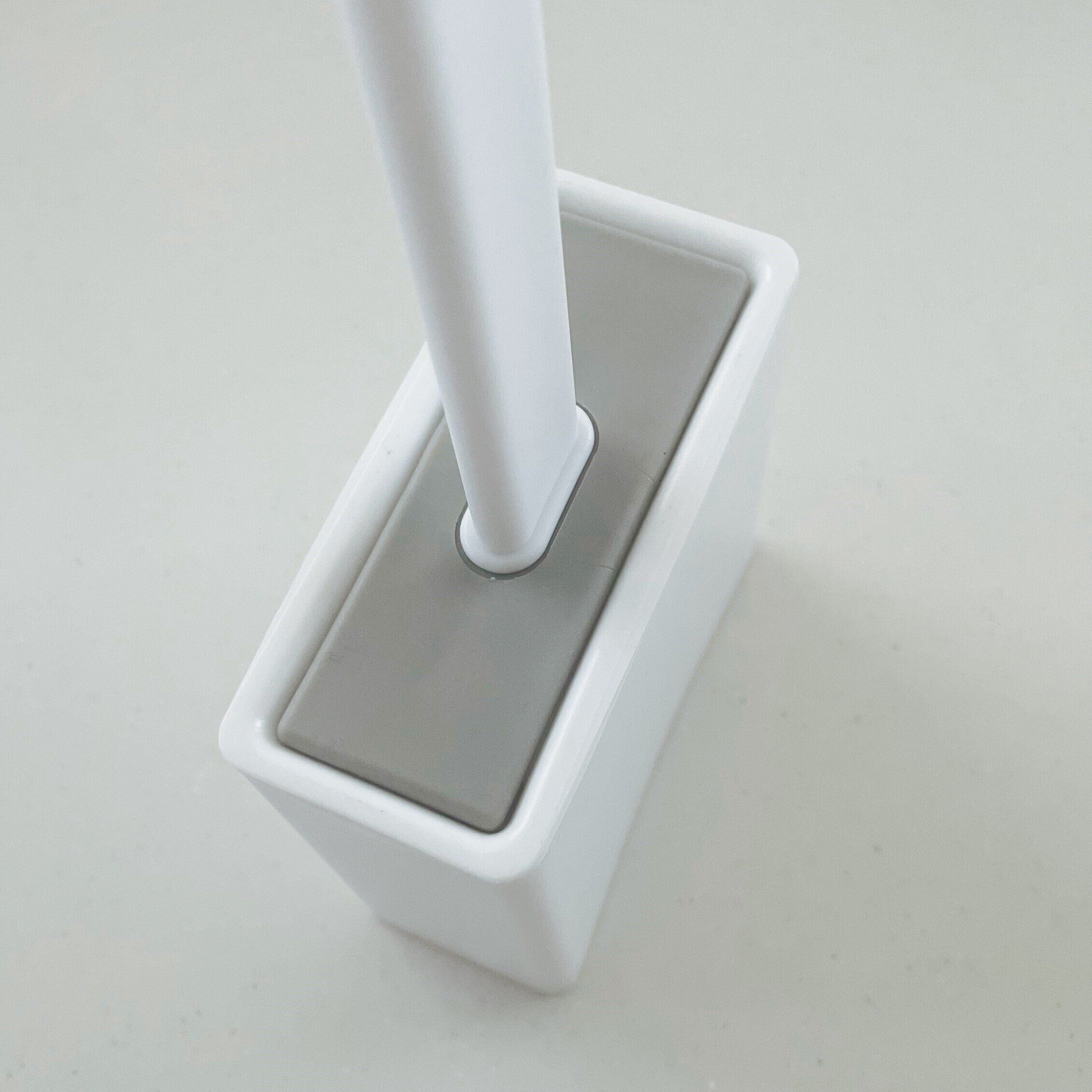 【ダイソー】幅が1/3！？水切れが良いトイレブラシがスッキリおしゃれ！