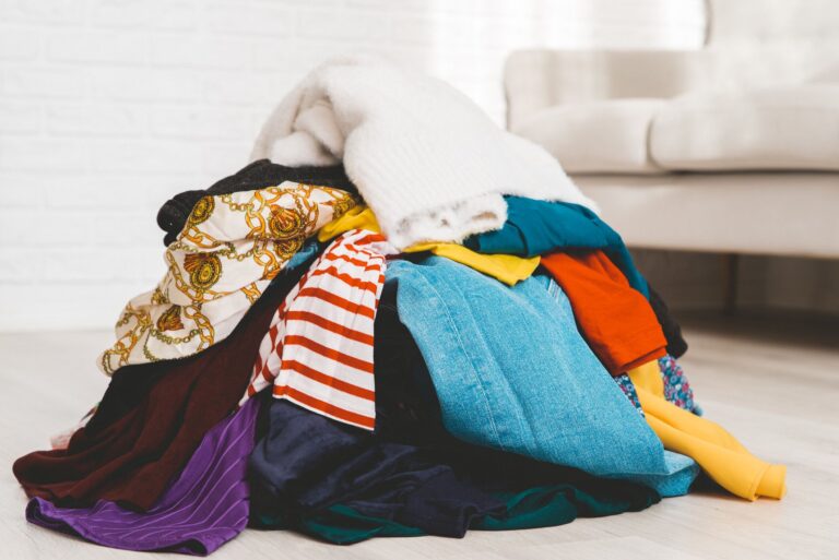 服のおすすめ収納術10選｜収納時に使える便利なグッズについても紹介