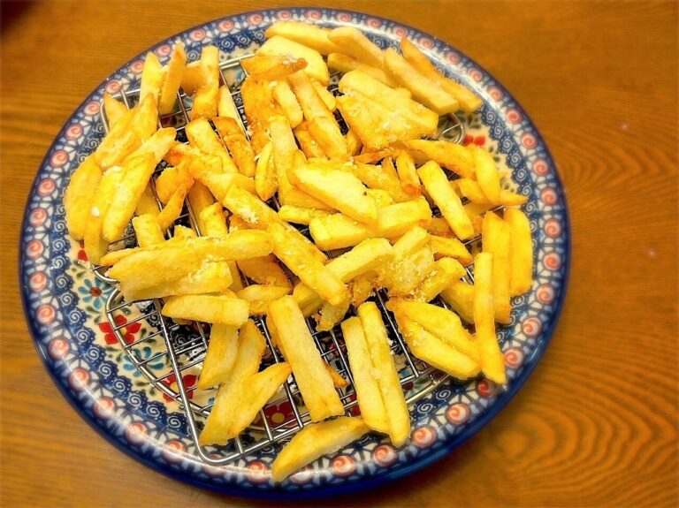 コツは2つだけ！「外はカリっと中はホックリ」なおいしいフライドポテトのつくり方