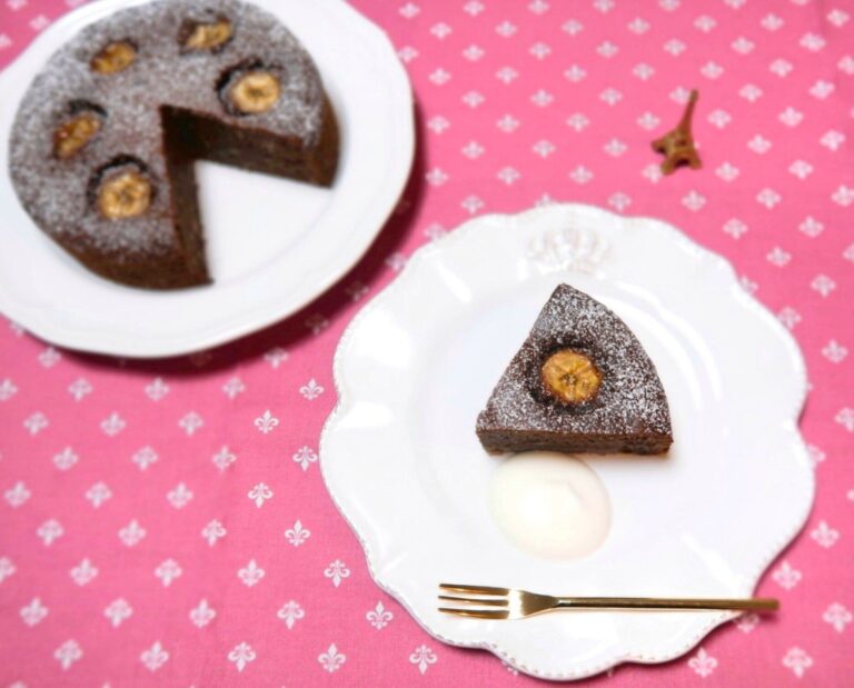 ホットケーキミックスで超簡単！「バナナの濃厚ガトーショコラ」のつくり方