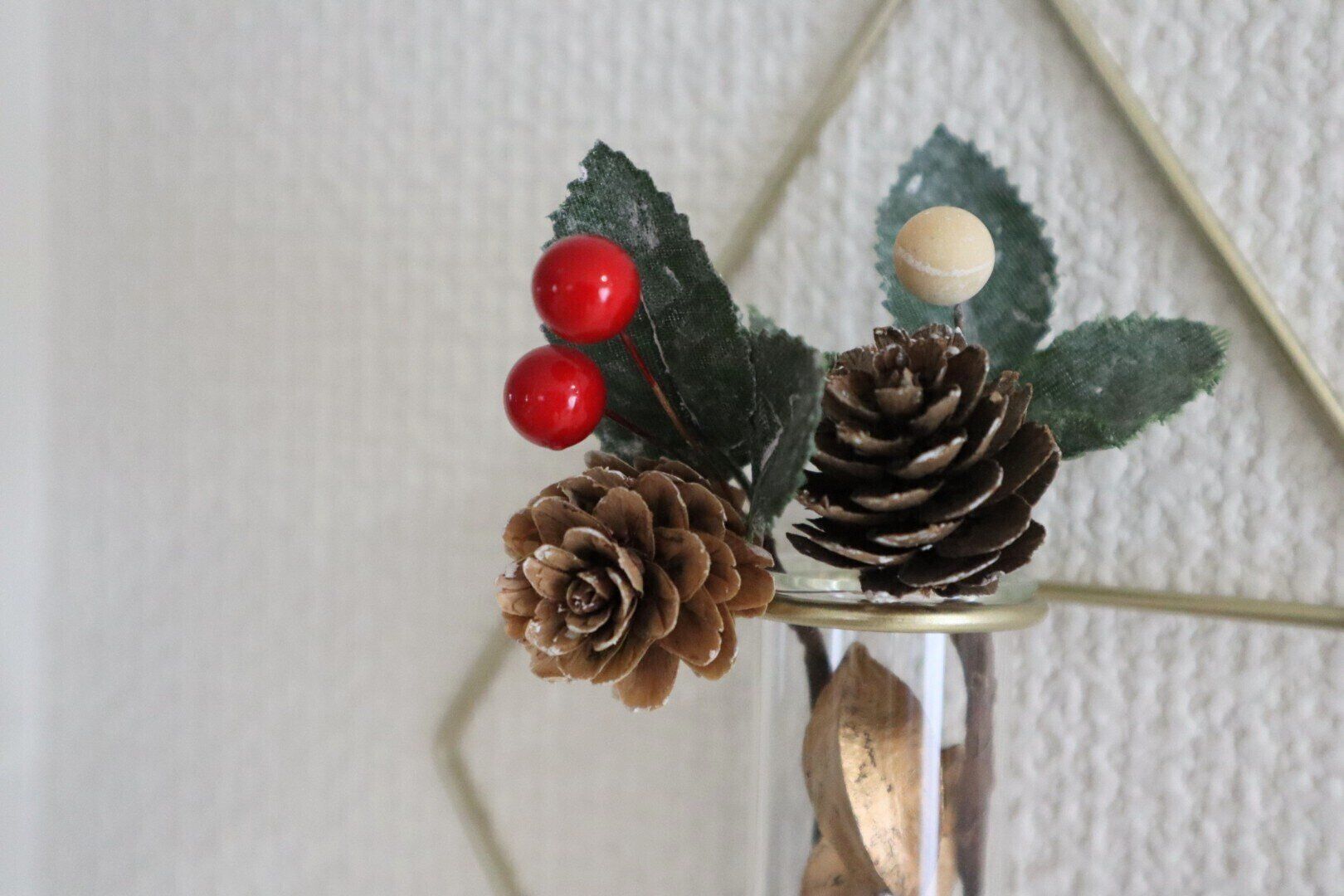 必要な作業は『詰めるだけ』！ダイソー品だけで作るクリスマス風インテリア