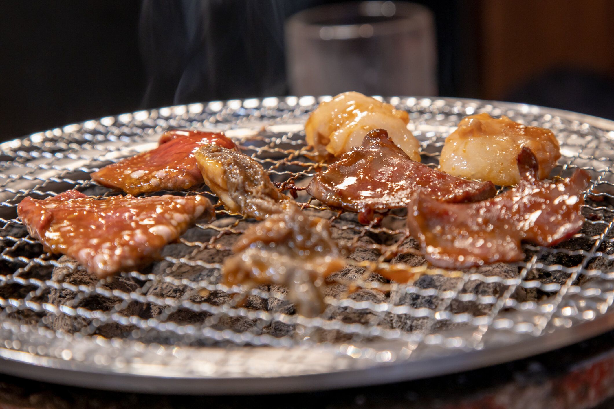 【管理栄養士監修】「焼肉」は太りやすい？気になるカロリーと炭水化物量まとめ