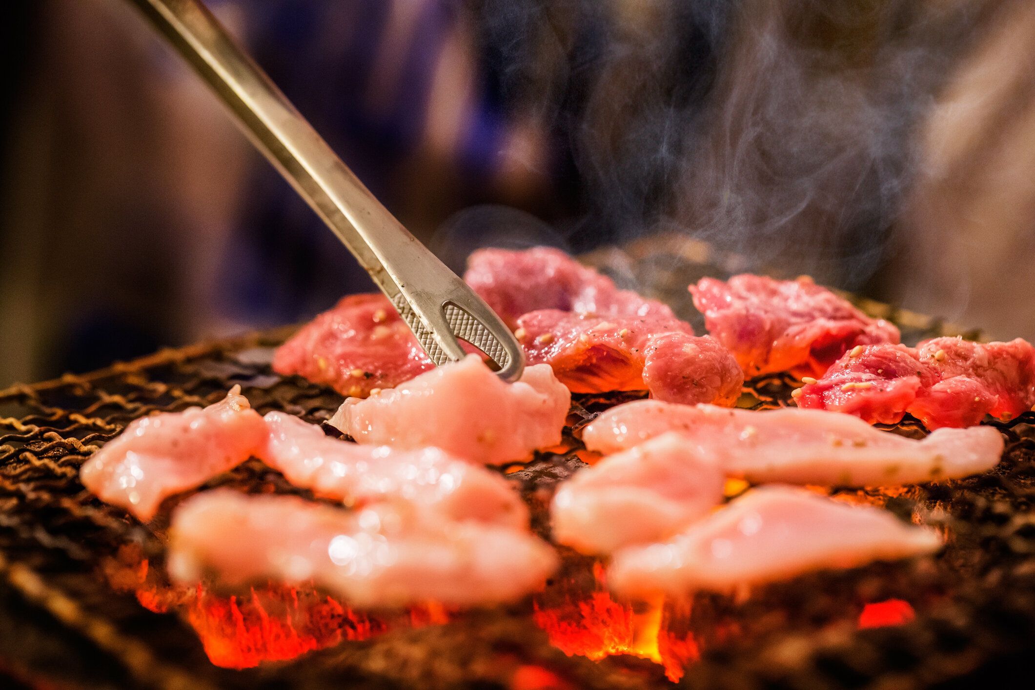 【管理栄養士監修】「ホルモン」は太りやすい？気になるカロリーと炭水化物量まとめ