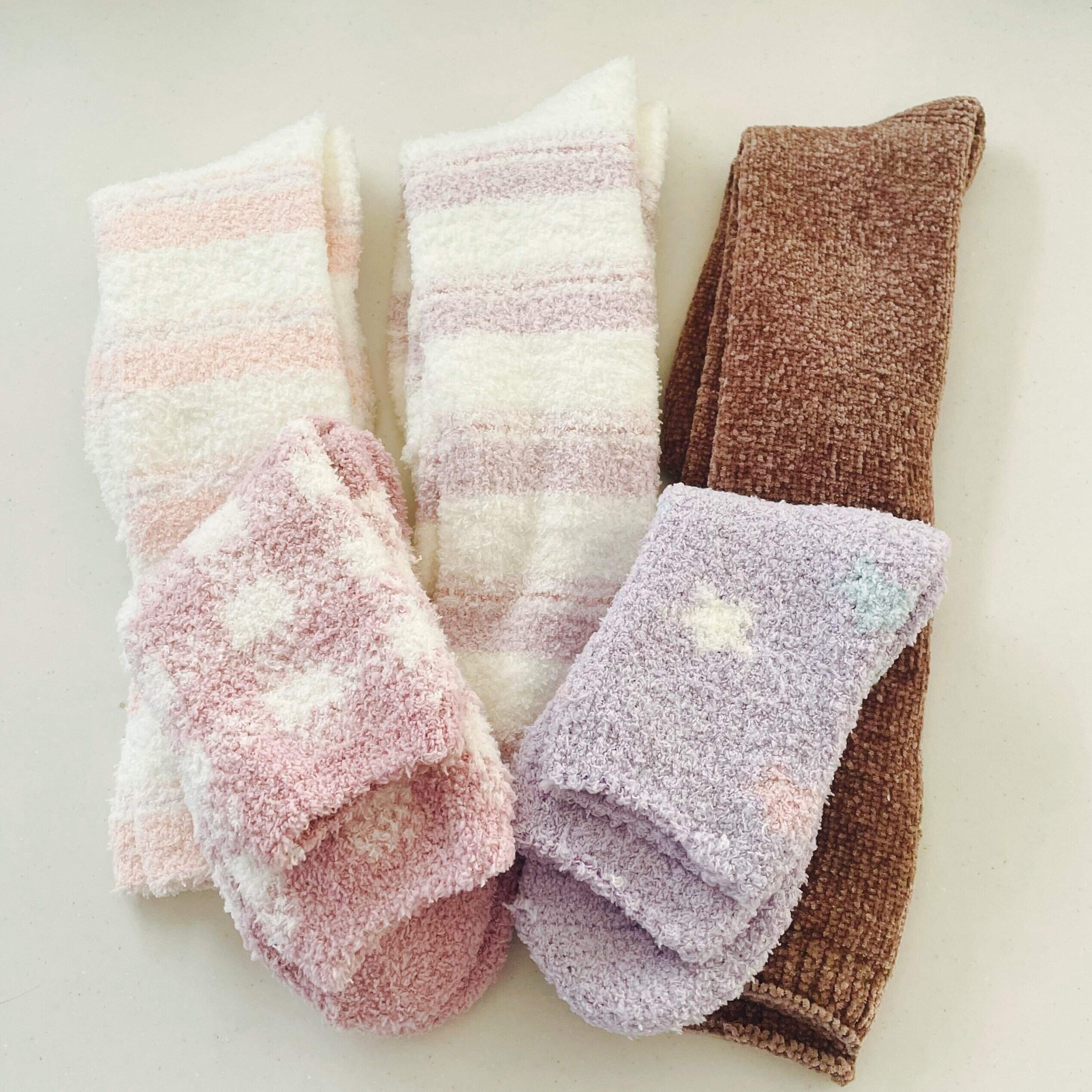 【ダイソー】売り切れ必至！ジェラピケ風ルームソックスが今年も登場