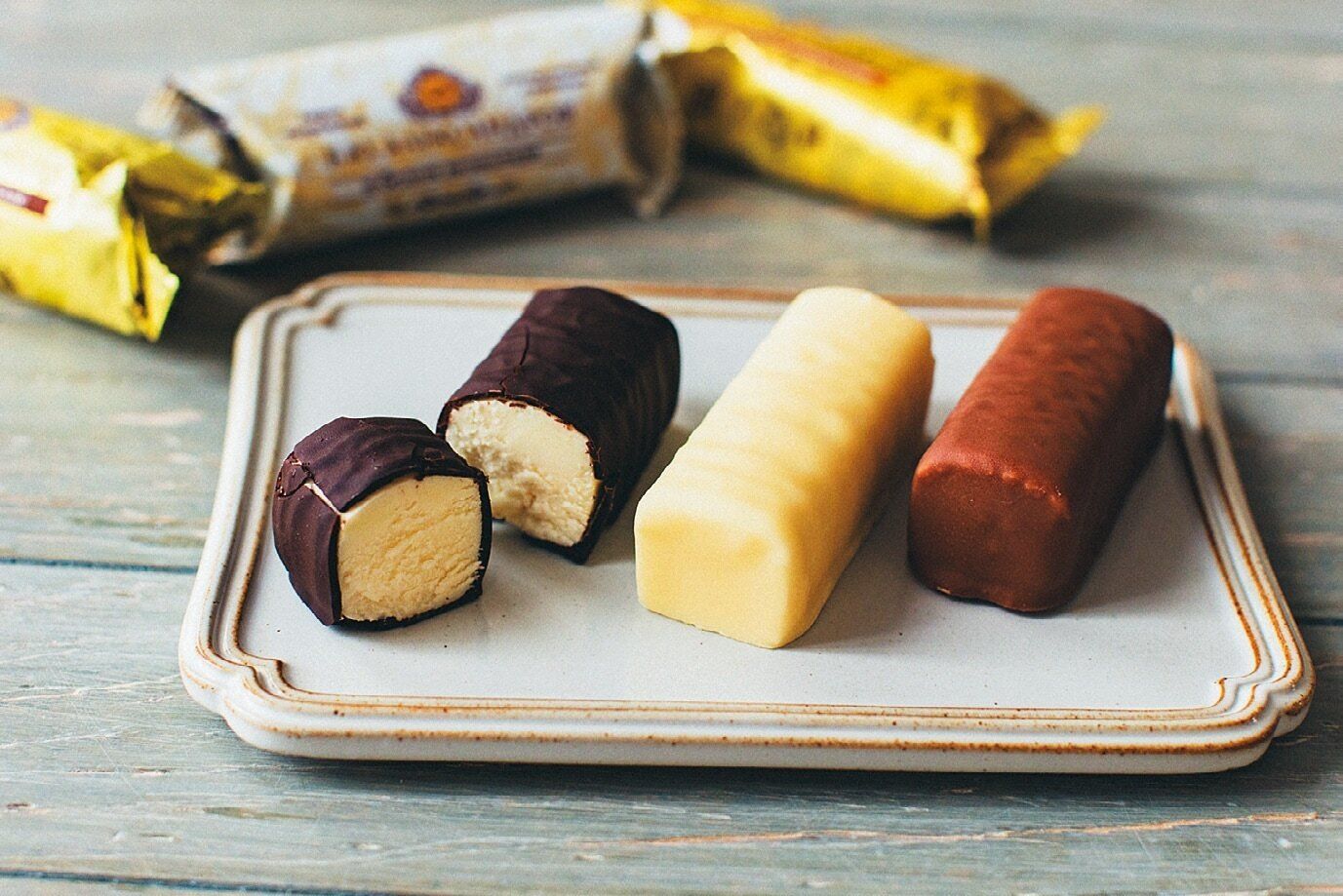 飲み物のマリアージュにこだわるとぜいたく感アップ！KALDIの心が潤うスイーツベスト５