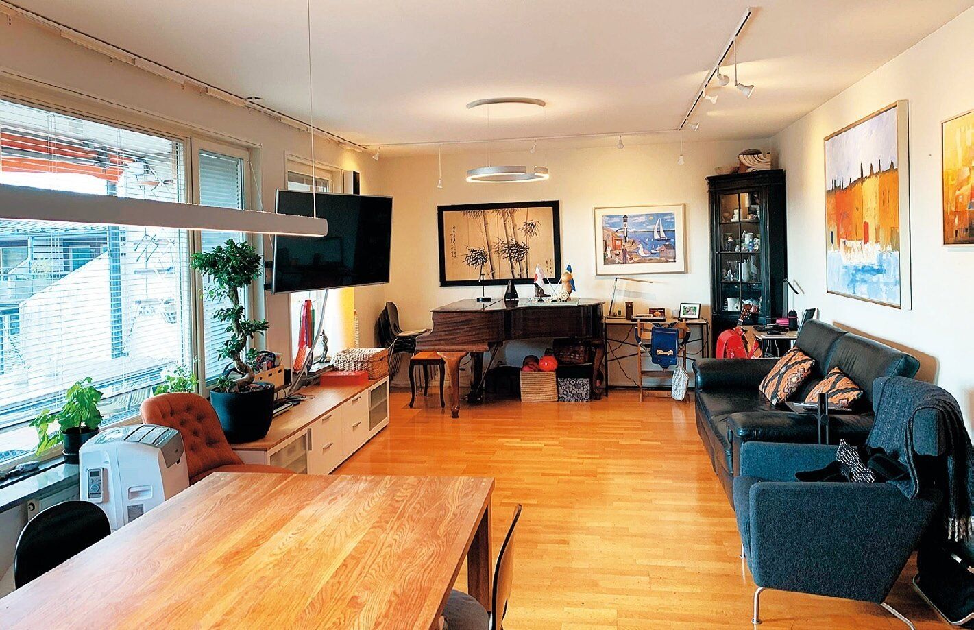 ストックホルムで暮らす日本人女医の暮らしって？平日の子どもの世話は車いすのパパの役目