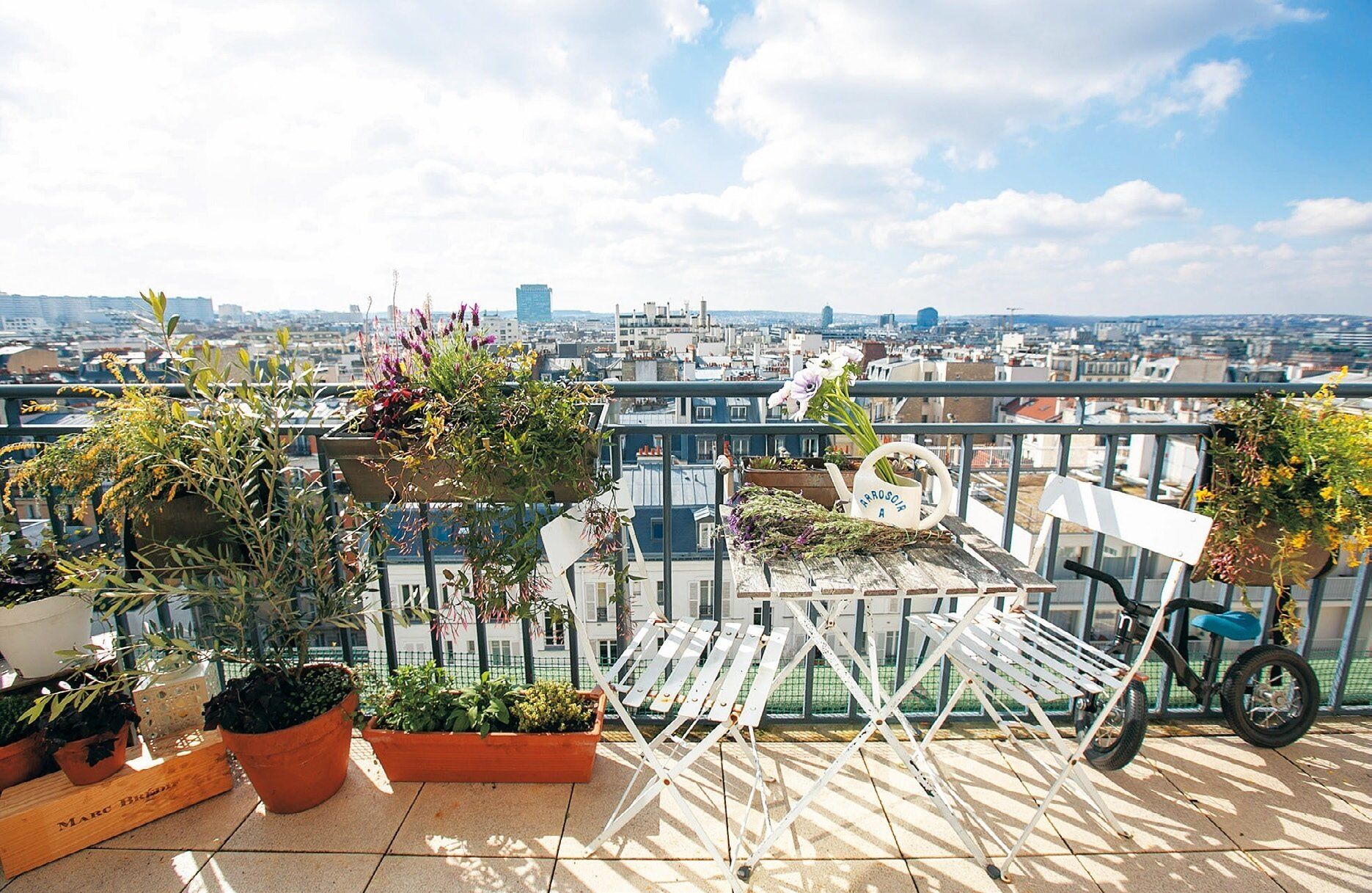 パリは塾も受験もないので子どもとの時間もゆったり！とある家族の平日と休日を大公開！