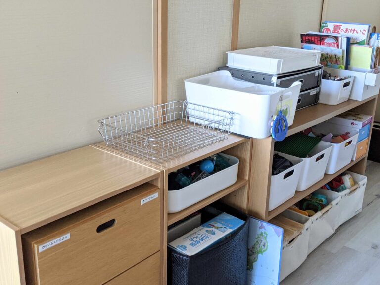 年中男子に登園準備を自分でしてもらうための“出しっぱなし収納”