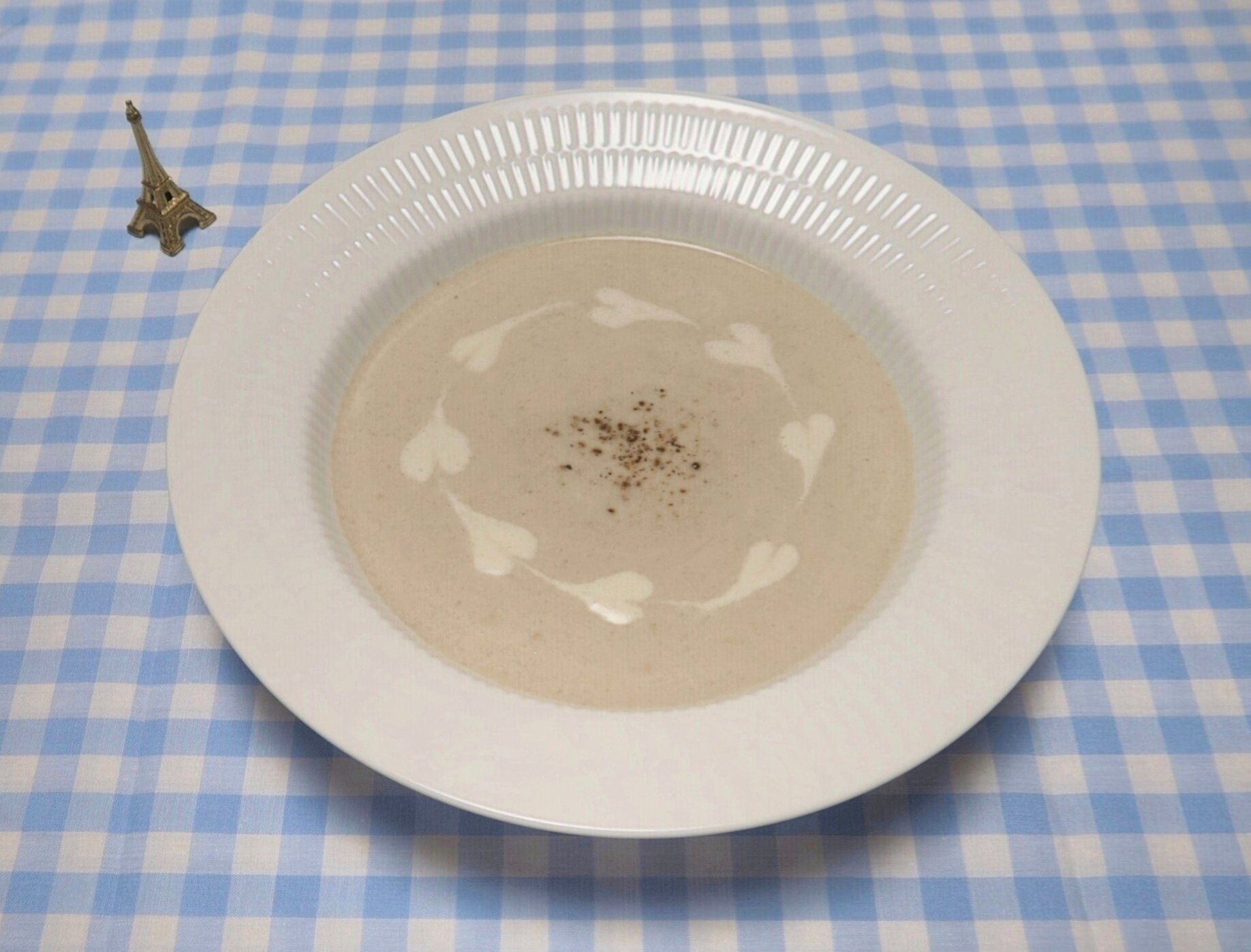 マッシュルームの旨味をまるごと味わえる！【マッシュルームの濃厚ポタージュ】のつくり方