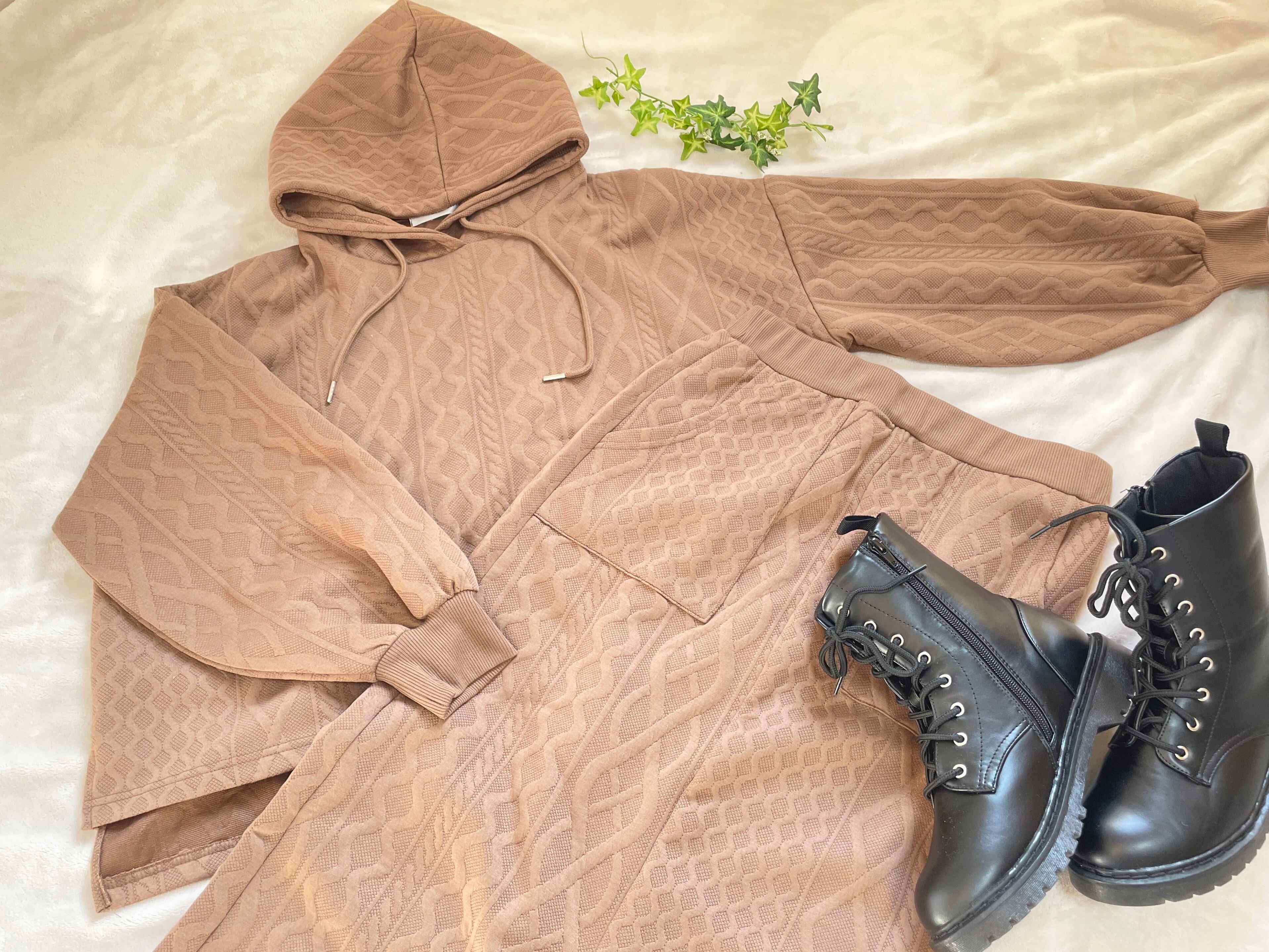 【しまむら】セットアップが超お得！￥2,000以下でパーカーとスカートが手に入る！