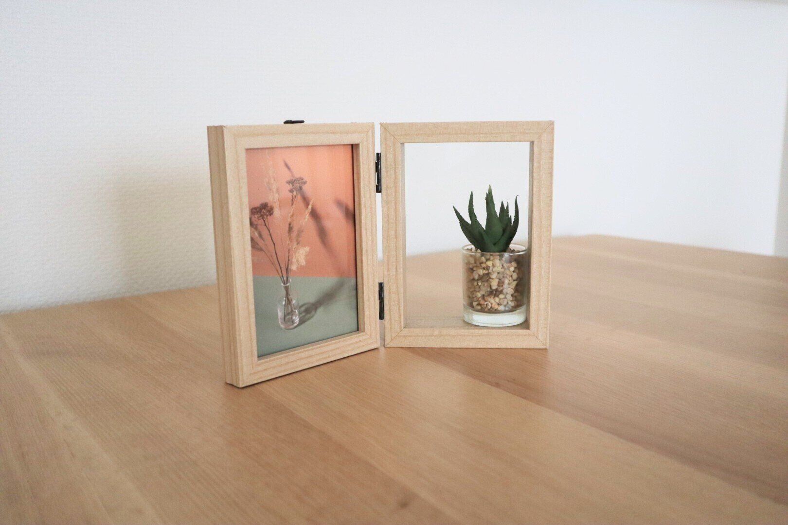 【ダイソー】工夫次第でお部屋のアートに！写真以外にも使える『フォトフレームBOX型』