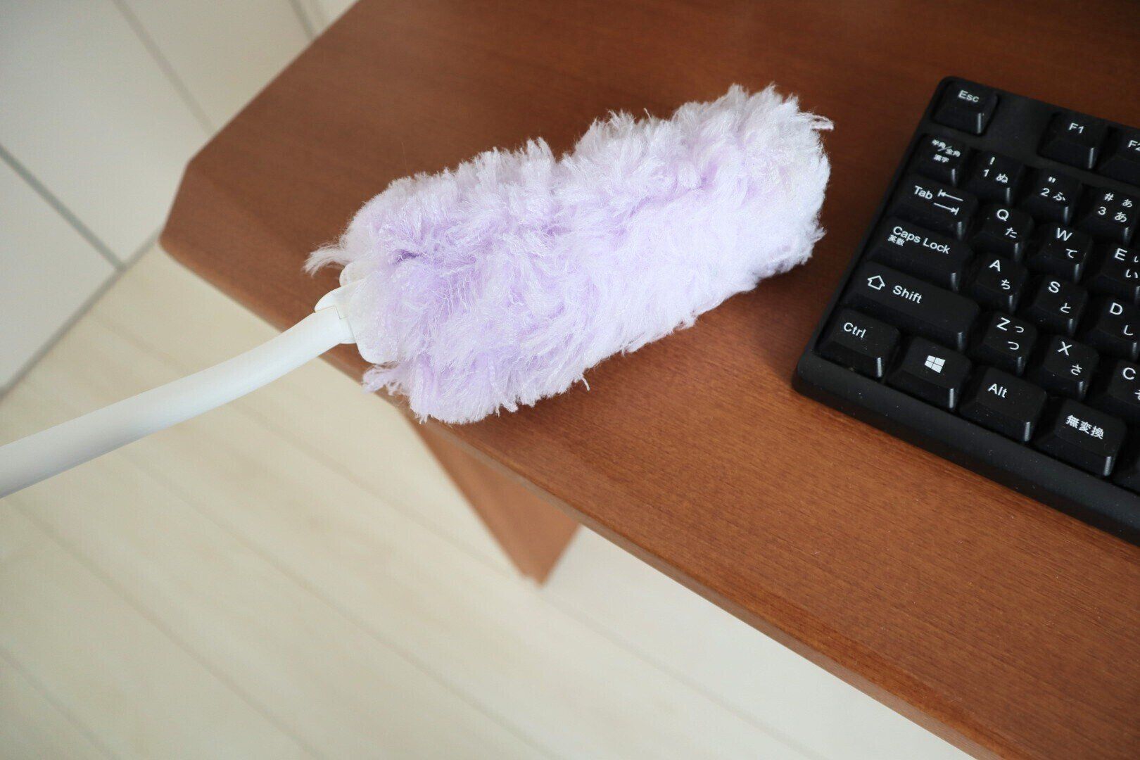 そこにあれば掃除をしたくなる！パソコンデスクに〇〇を置いてみた！