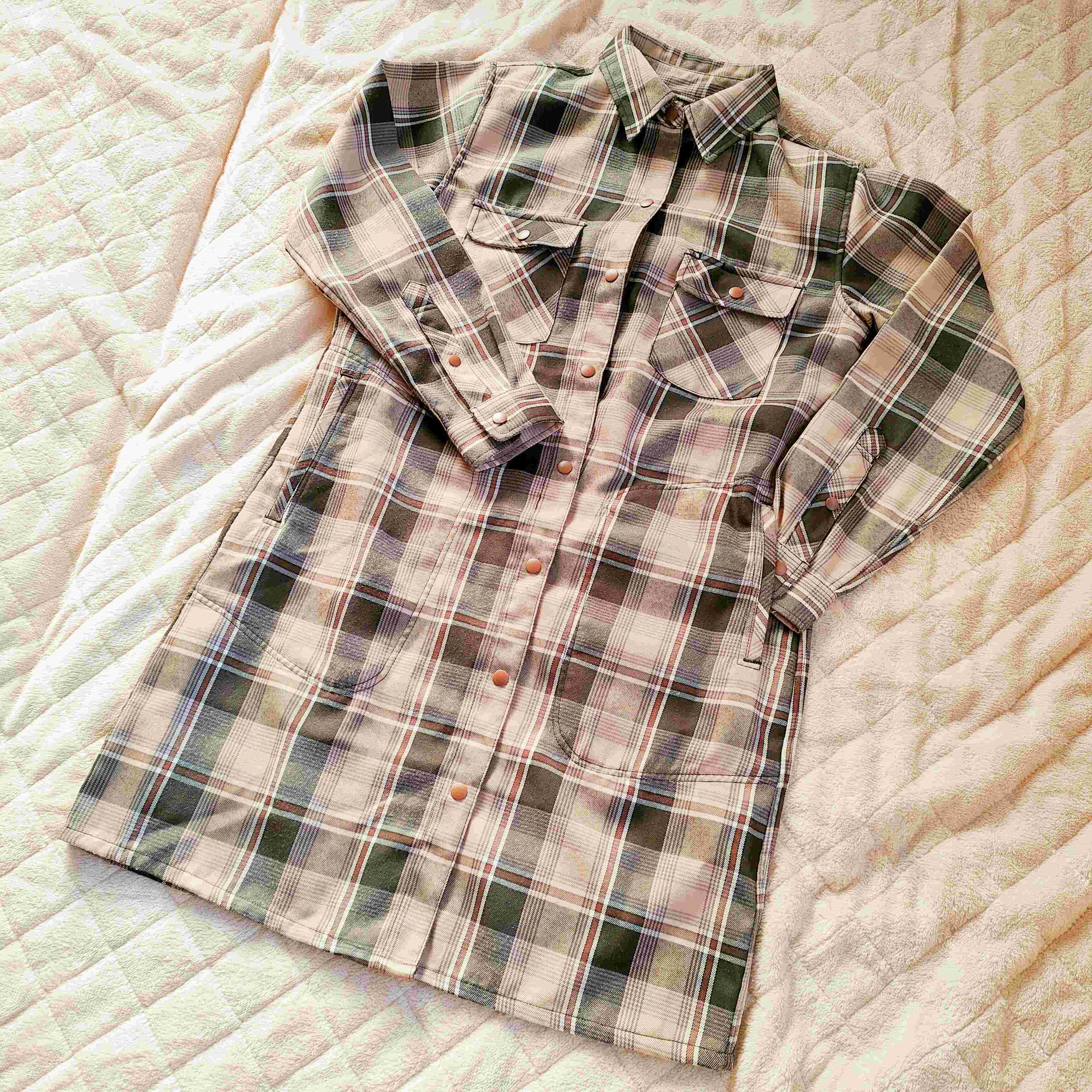 ワークマンで買ってよかった！2wayで楽しめる「高撥水ビエラシャツワンピース」がおしゃれすぎる！