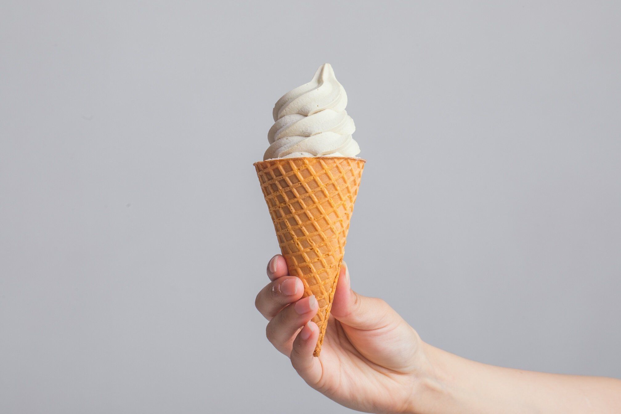 【管理栄養士監修】「ソフトクリーム」は太りやすい？気になるカロリーと炭水化物量まとめ