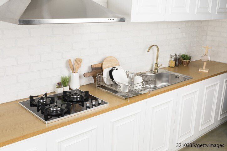 3つのことをやめただけ！ズボラ主婦でもできたキッチンの綺麗キープ術