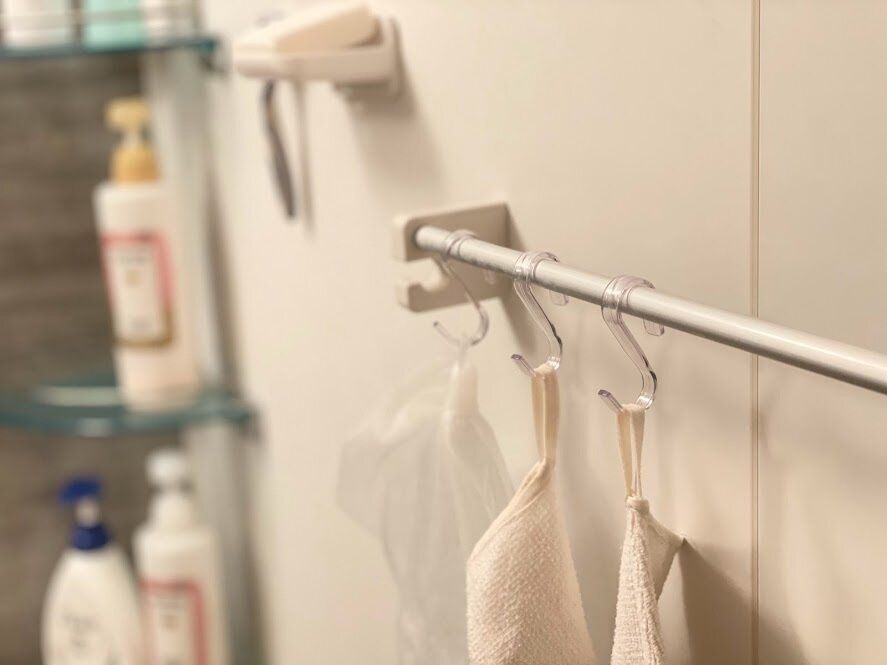 【セリア】ひっかけ収納に便利なワイヤークリップを〇〇に買い替えたらプチストレス解消！