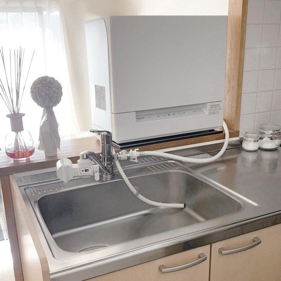 期待の新製品が登場！時短・節約のニューカマー！狭いキッチンにも置けちゃう「スリム食洗機」とは？