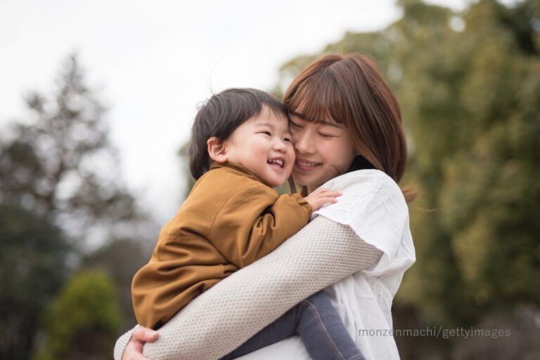 子どもの止まらないおしゃべりに「ストップ」を伝える方法