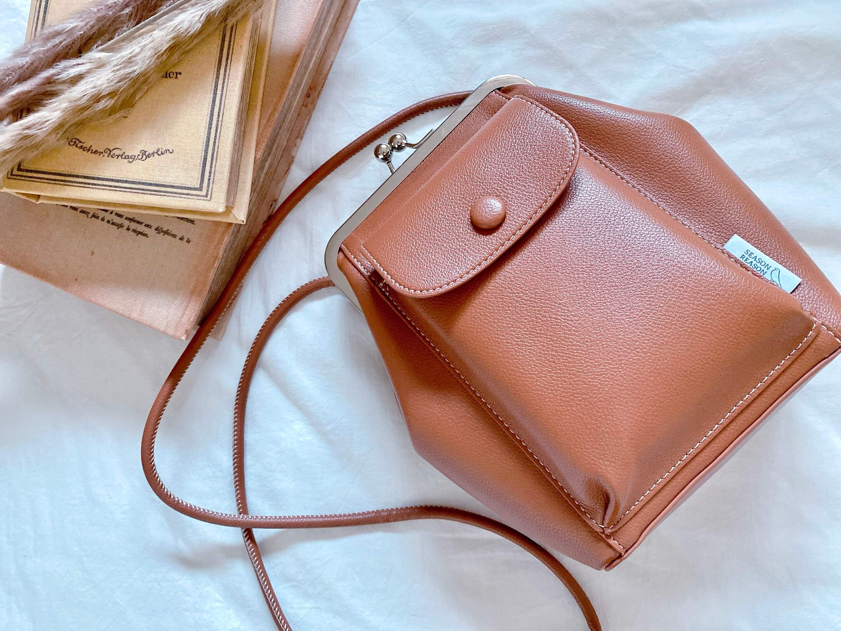 【しまむら】見た目より大容量「がま口ショルダーバッグ」はかわいくて優秀！