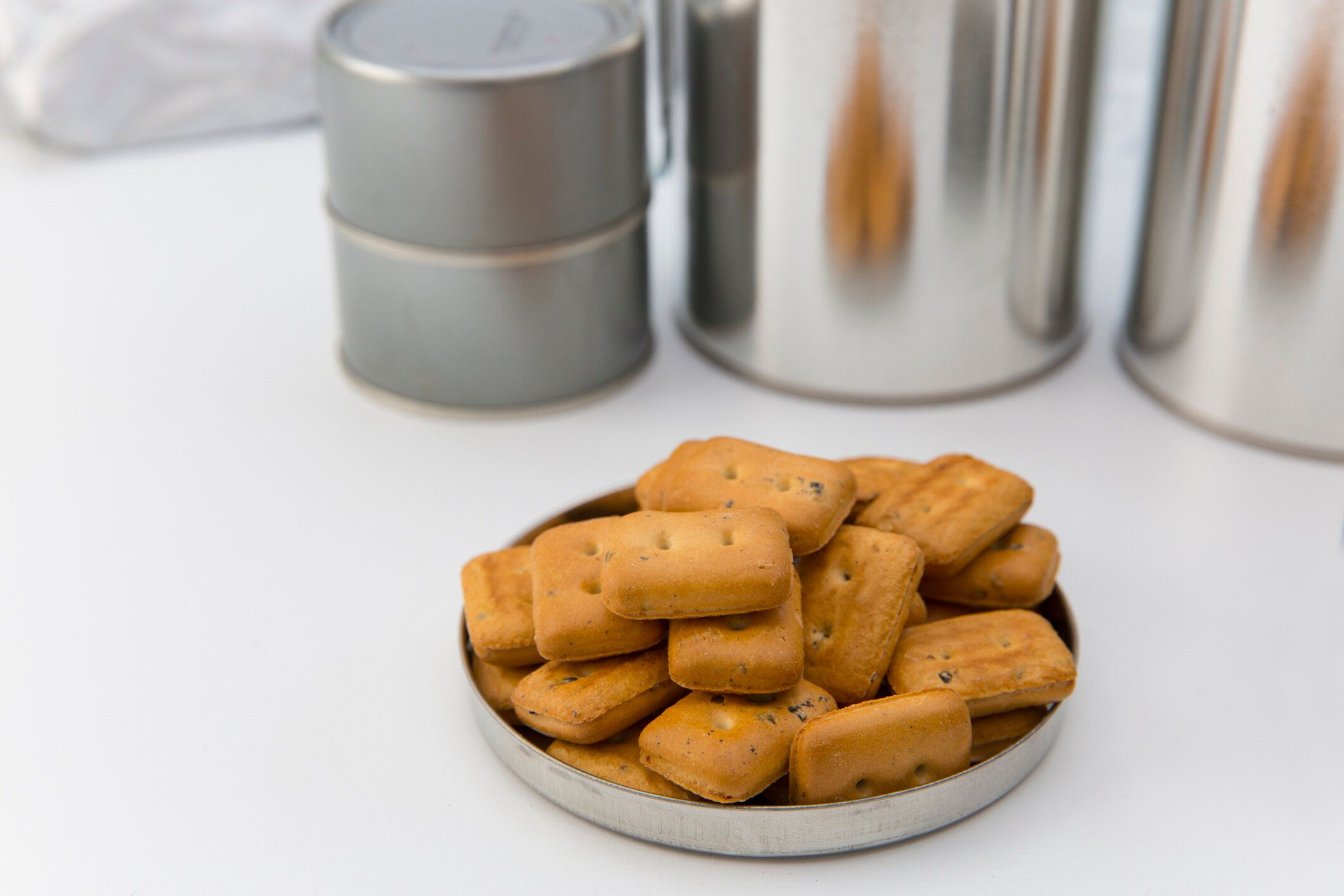 【管理栄養士監修】気になる「乾パン」のカロリーや炭水化物量とは？食べる際に押さえるべきポイントを紹介