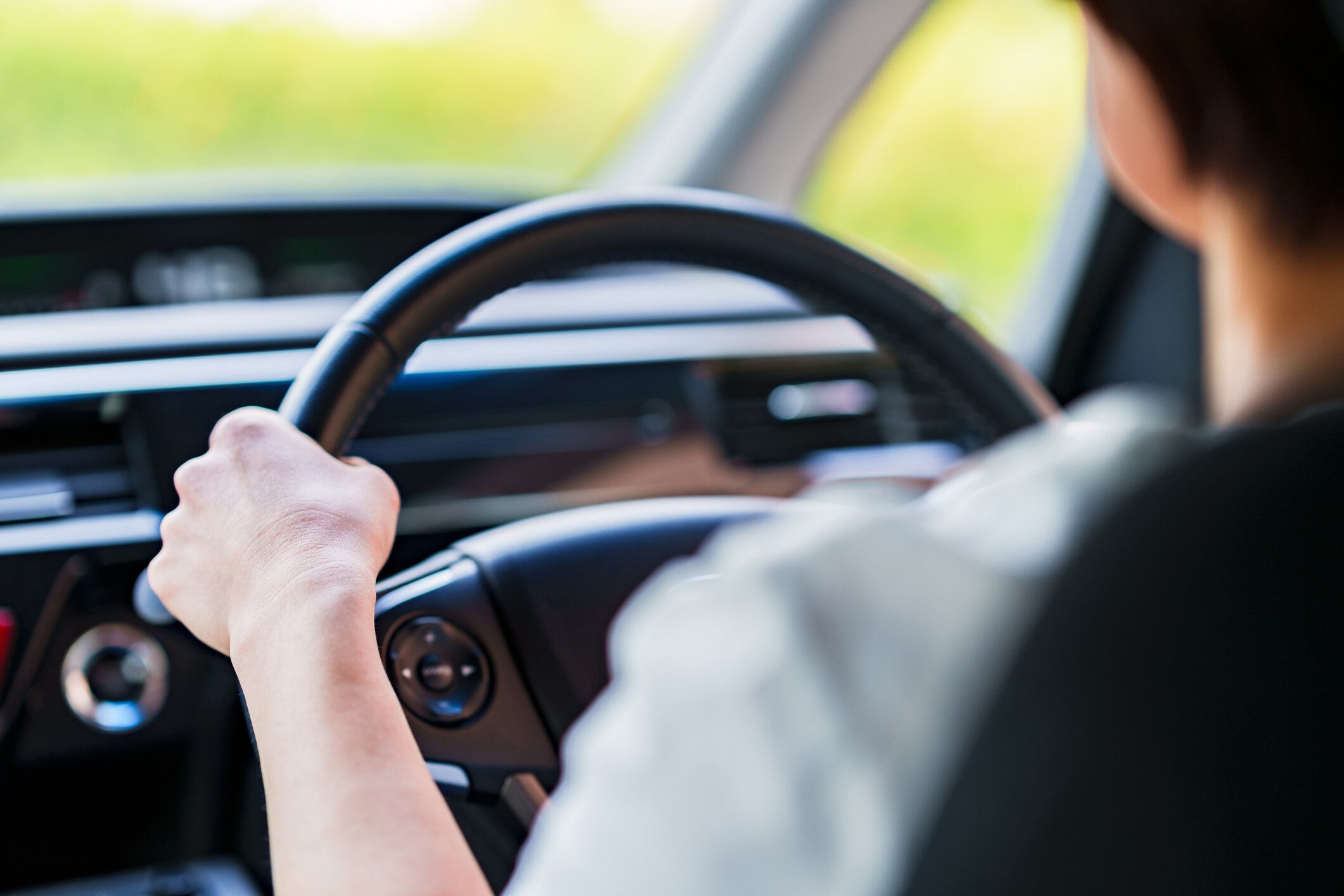 車の乗り方を変えると家計が改善される!?節約のプロがすすめるガソリンを節約する乗り方とは？