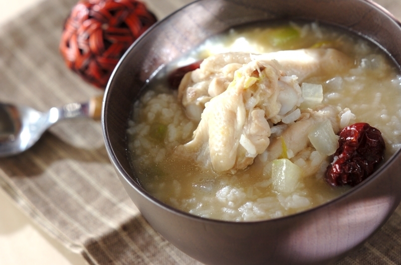 【管理栄養士監修】気になる「雑炊」のカロリーや炭水化物量とは？食べる際に押さえるべきポイントを紹介