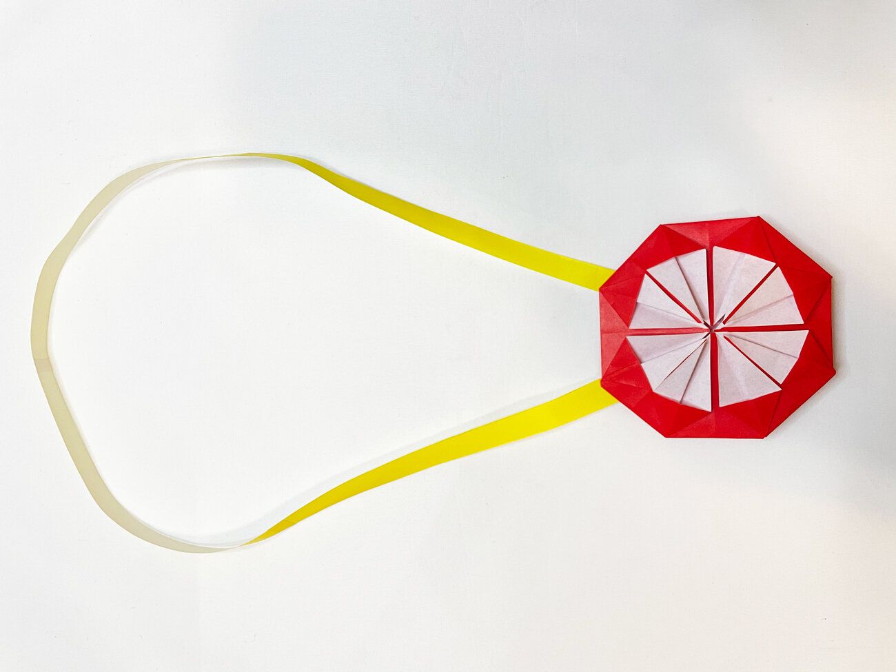 かわいい「メダル」の簡単な折り紙！お花のメダルやそのアレンジ方法まで