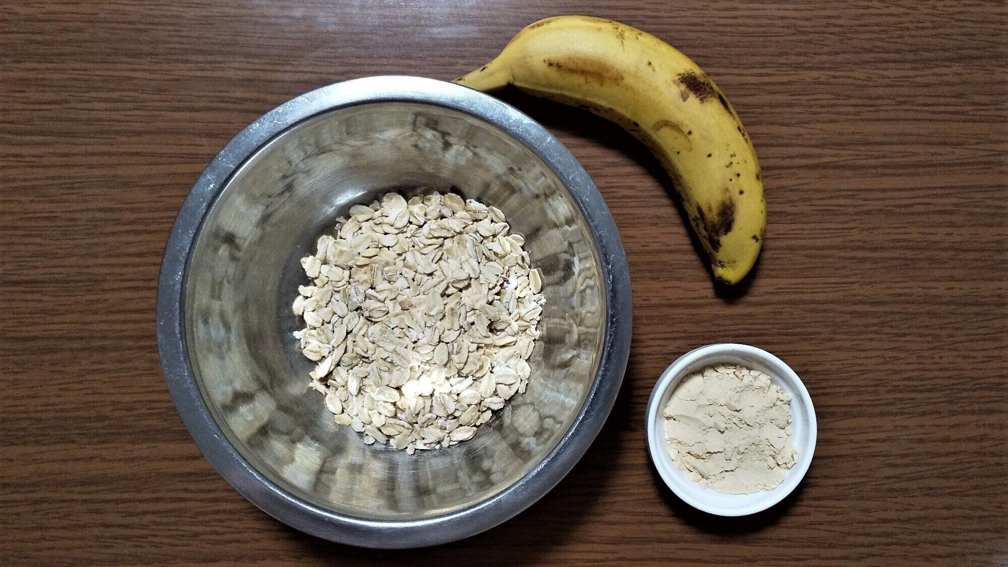 人気のオートミールを活用！材料3つ＆3ステップで完成する「優秀おやつ」