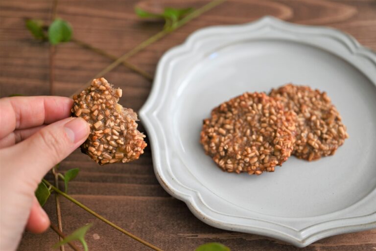 美容・ダイエットに！材料3つ混ぜて焼くだけオートミールクッキー