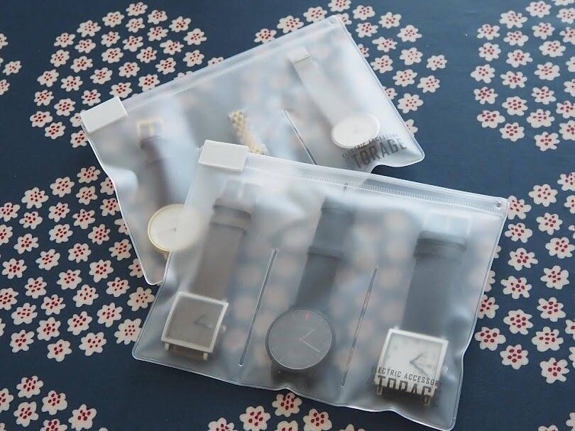 【セリア】ケーブルの整理収納にぴったり！仕分けられるEVAスライダーポーチ