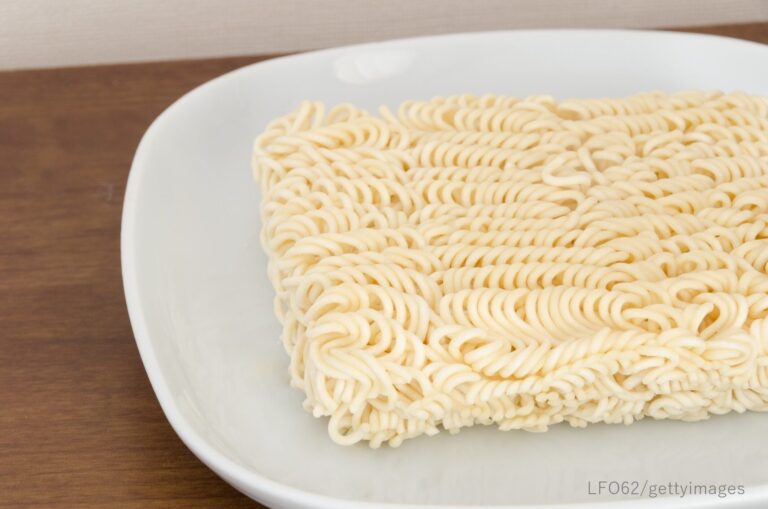 インスタントとは思えないおいしさ！便利で美味しい即席めん3選