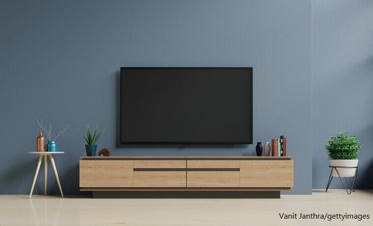 ダイソーのマグネットをリモコンに付けたら「超ラクになった」コスパも最強！