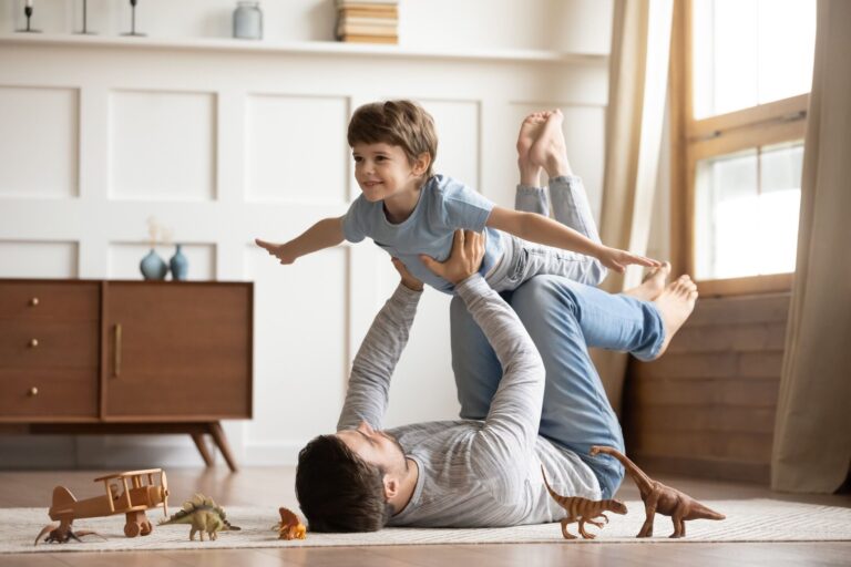 持久力や瞬発力も！2歳前後 からだあそびのアイディア17選