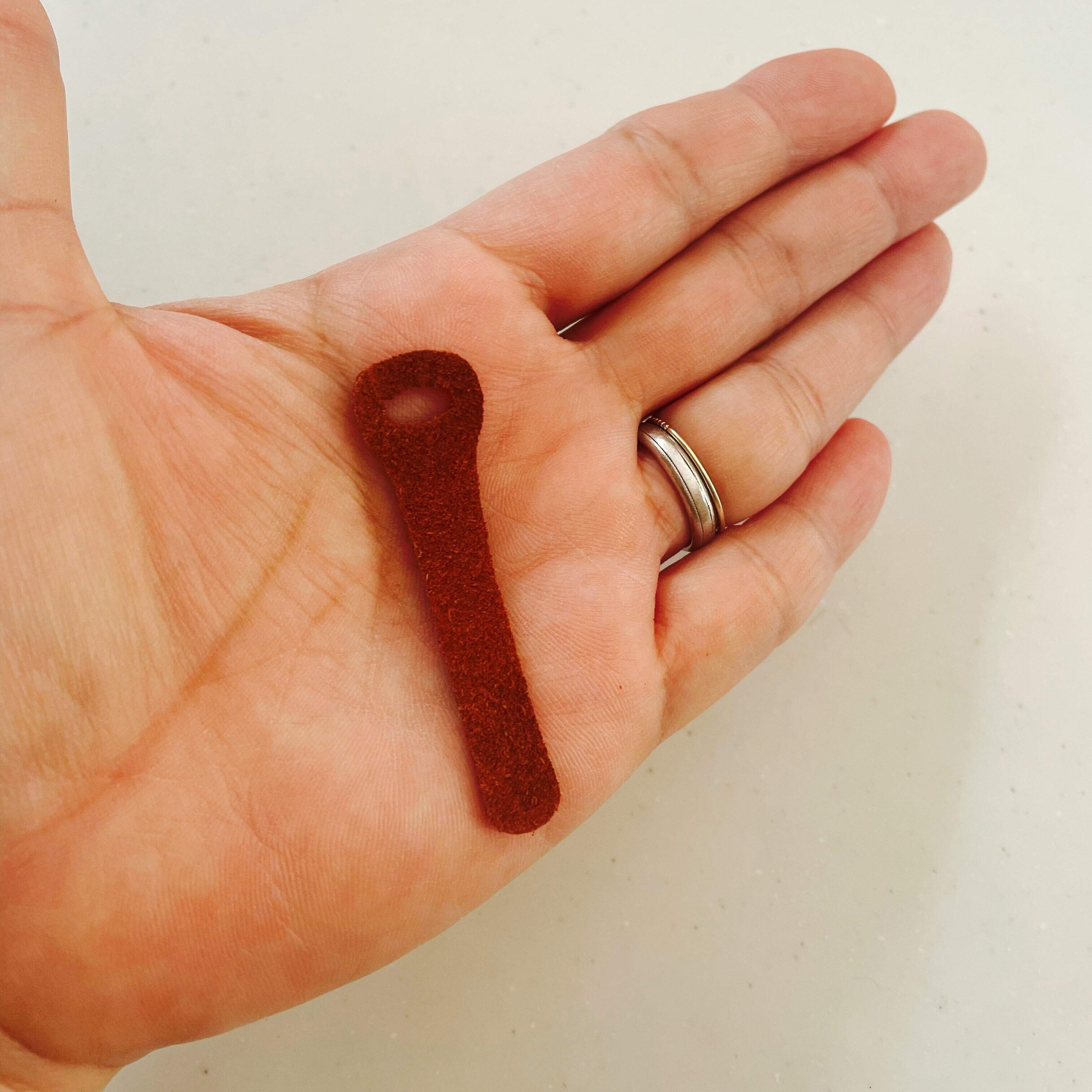 【キャンドゥ】ただ”つけるだけ”でアレの開閉が劇的に楽になるグッズって？