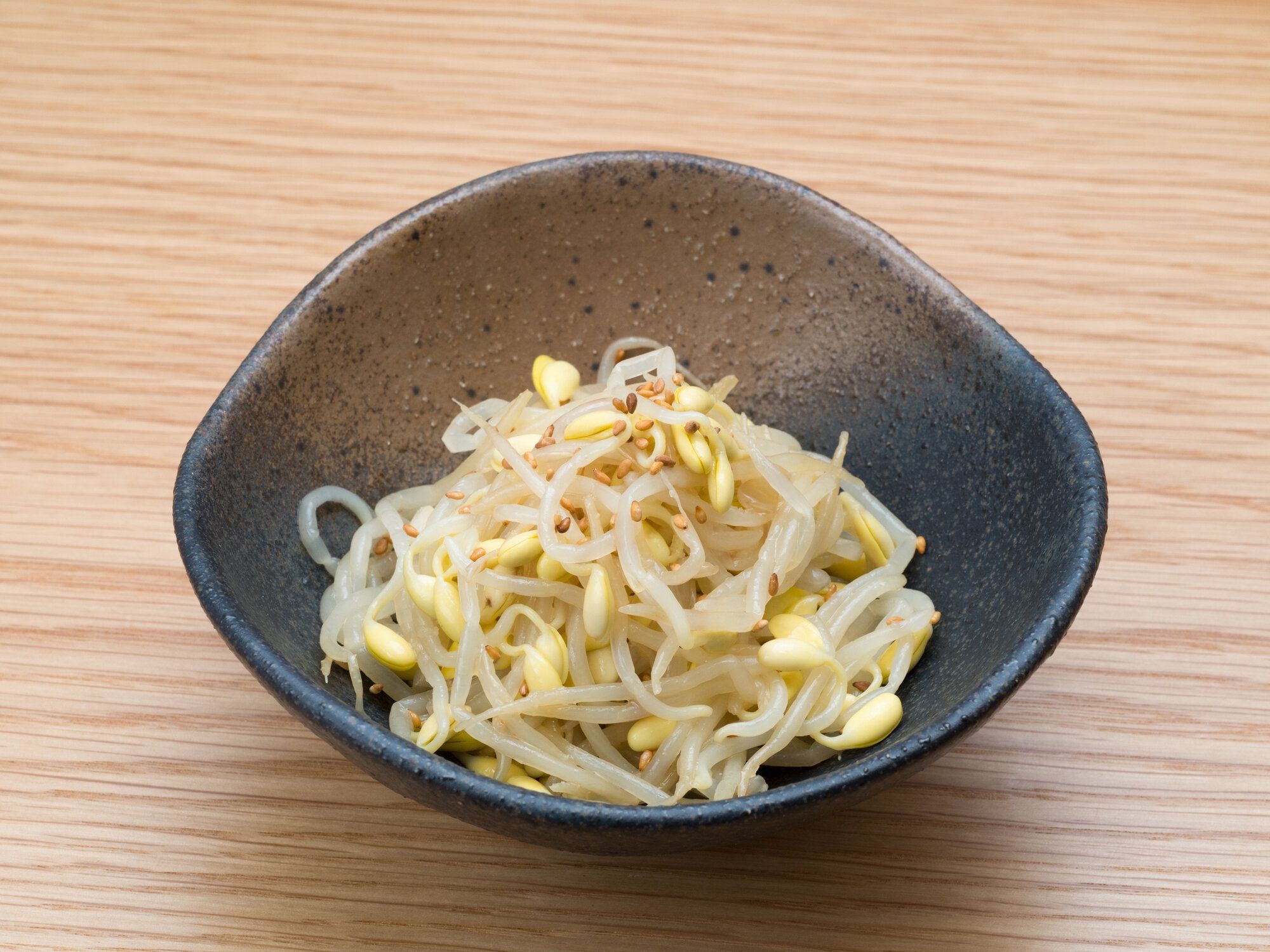 気になる「もやしナムル」のカロリーや炭水化物量とは？食べる際に押さえるべきポイントを紹介