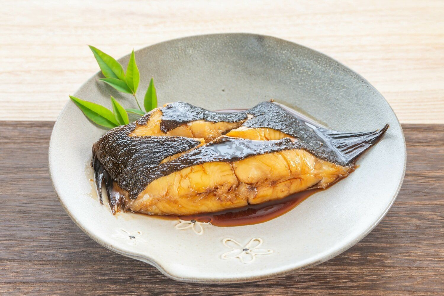 気になる「カレイの煮付け」のカロリーや炭水化物量とは？食べる際に押さえるべきポイントを紹介