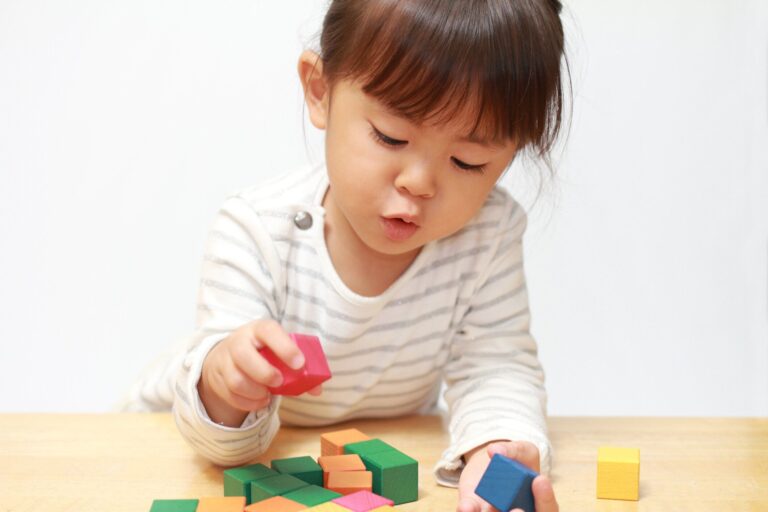 考える力が伸びる！？１・２歳からできる〇〇遊び！