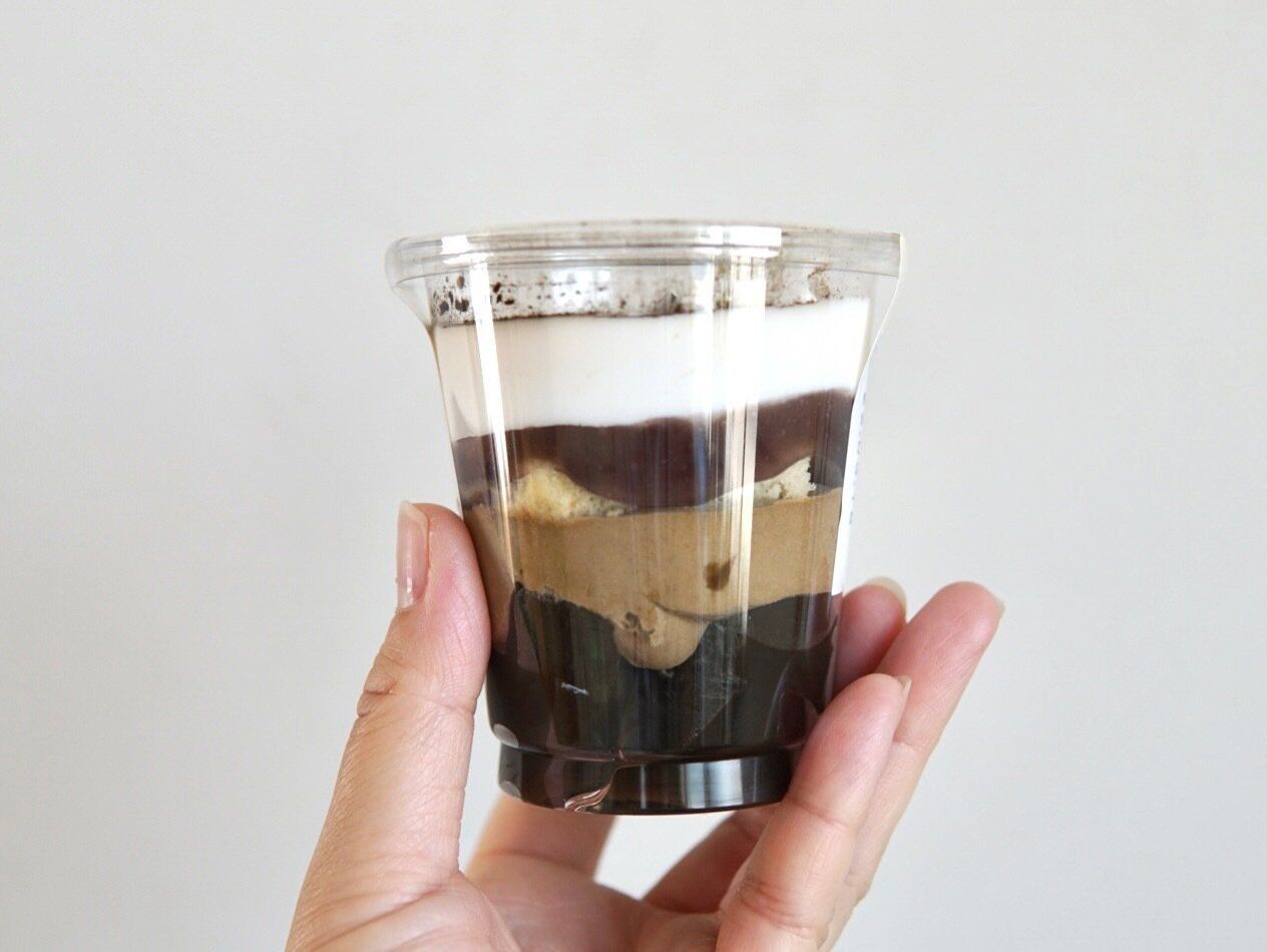 【ローソン】ほうじ茶の香りと味わい、そして食感の豊富さで大満足「和パフェ ほうじ茶」