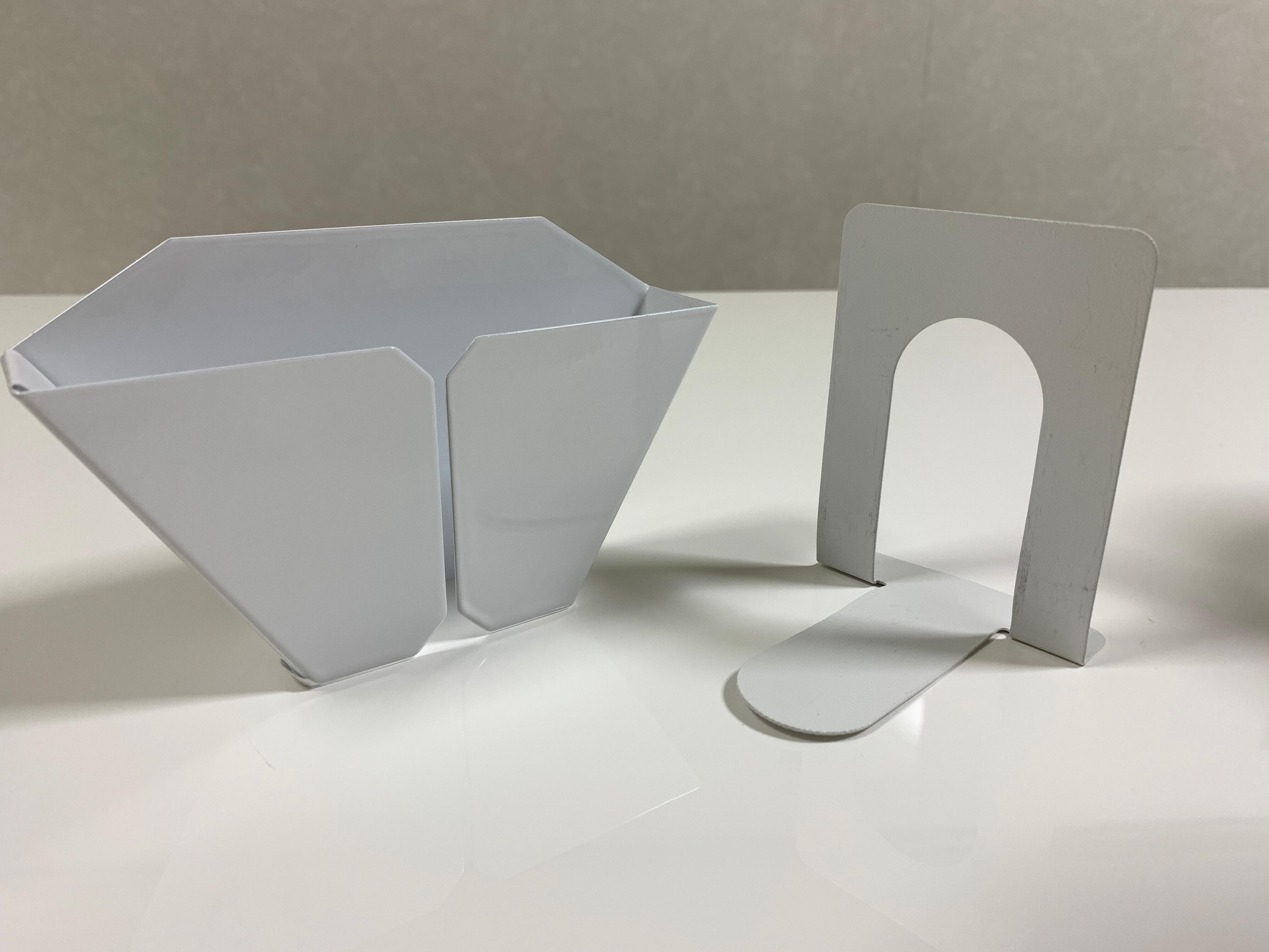 tower便利商品とブックエンド組み合わせが最強！円錐型のコーヒーフィルターを浮かせて収納