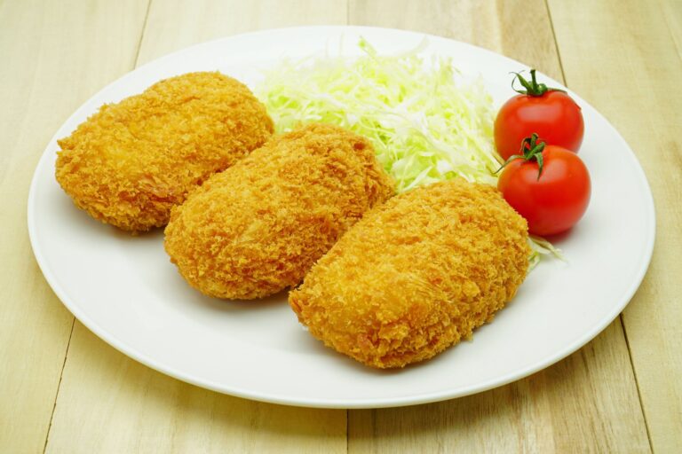 【管理栄養士監修】気になる「カニクリームコロッケ」のカロリーや炭水化物量とは？食べる際に押さえるべきポイントを紹介