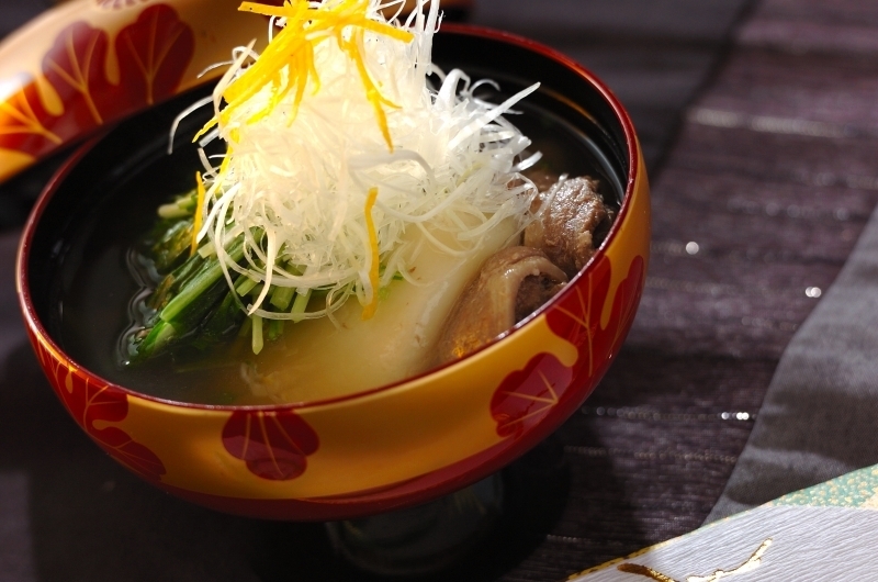 【管理栄養士監修】気になる「お雑煮」のカロリーや炭水化物量とは？食べる際に押さえるべきポイントを紹介