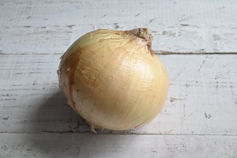 【旬の野菜レシピ】超簡単♪「新玉ねぎの醤油マリネ」はアレンジ自在！