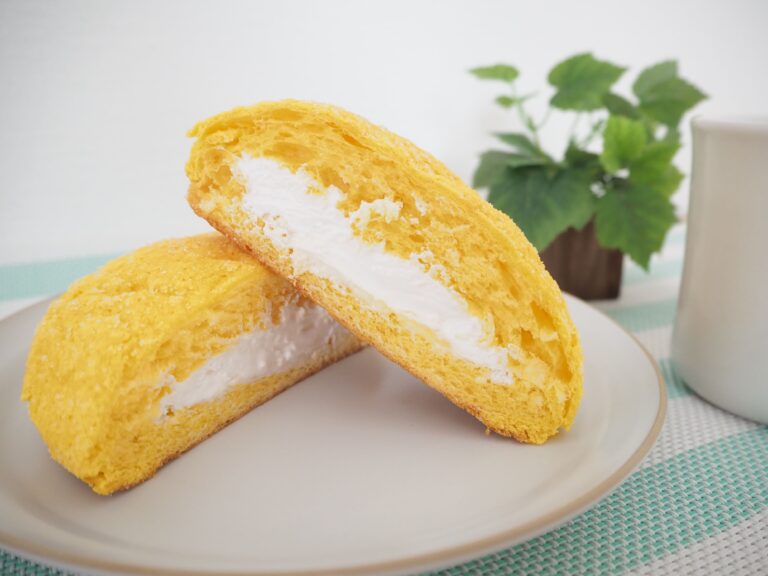 【ミニストップ】たまごメロンパン（カスタード＆ホイップ）はメロンパンの理想形！