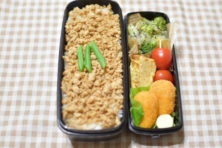 【献立の悩み解消】ご飯作る元気がない時は”そぼろごはん”が助かる！