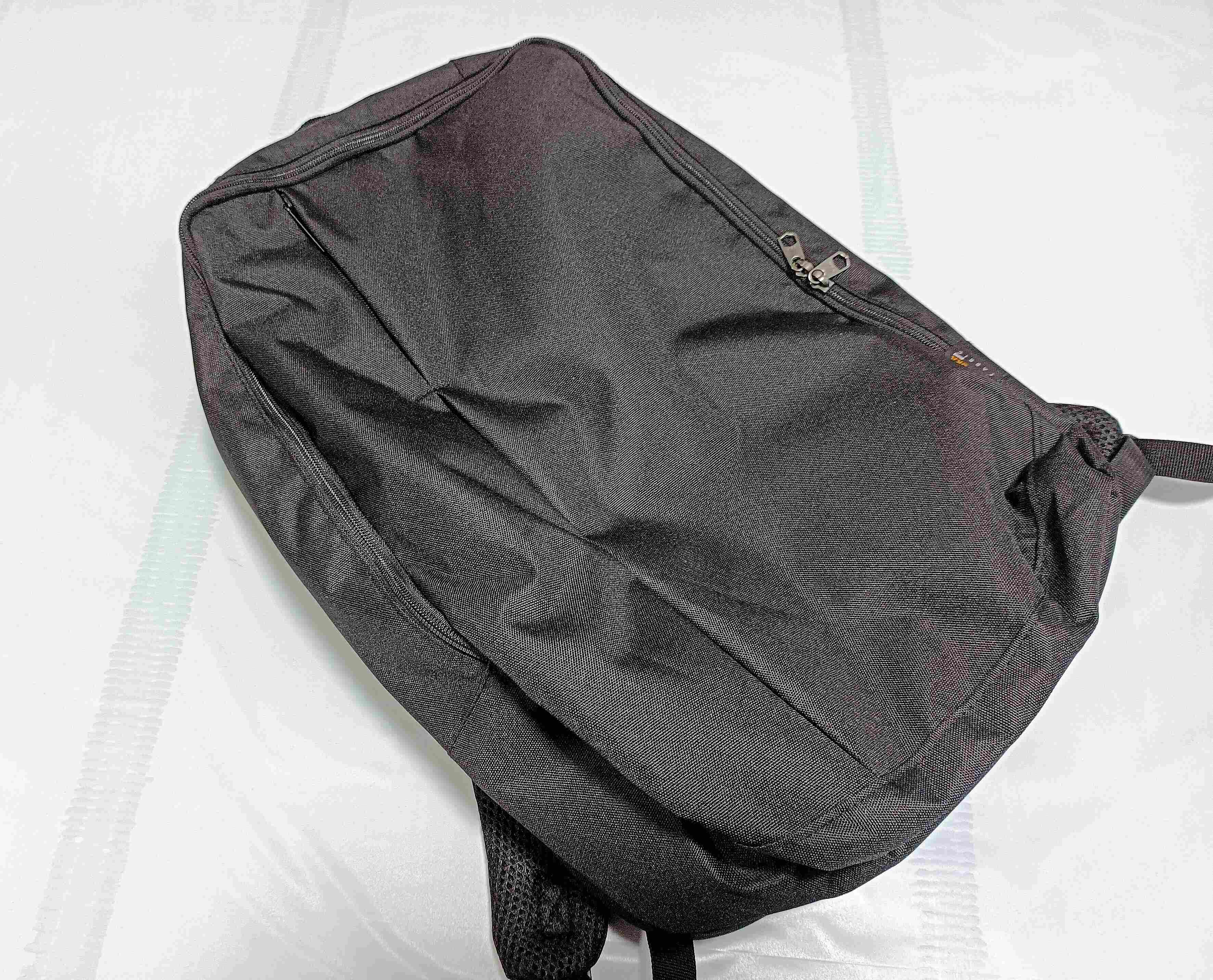 【ワークマン】ポケットが多くて使いやすい！シンプルだけどレジャーにも使いやすい機能満載の「バックパック」